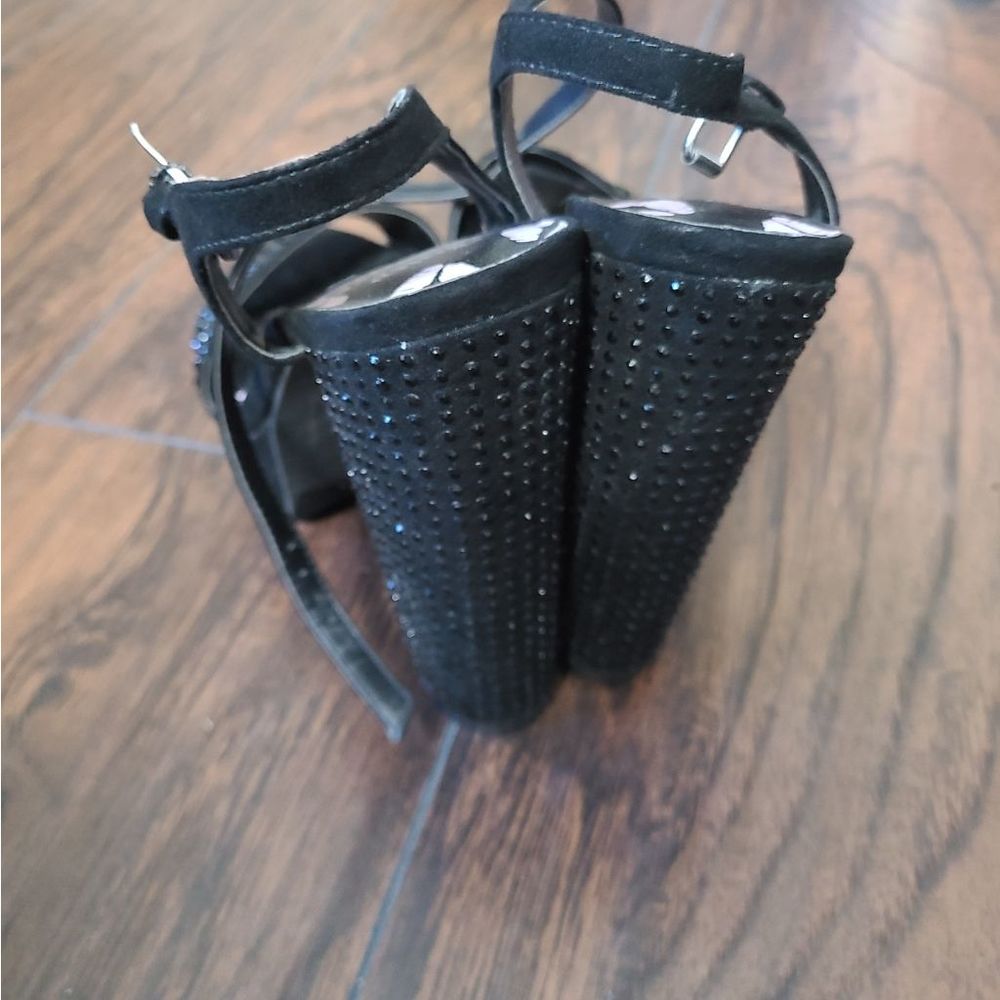 Juicy Couture Studded Platform Heels - Picture 5 of 9